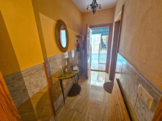 4 Zimmer Haus zu verkaufen in Orba - 180.000 € (Ref: 9989823)