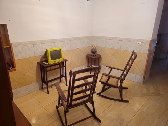 4 Zimmer Haus zu verkaufen in Orba - 180.000 € (Ref: 9989823)
