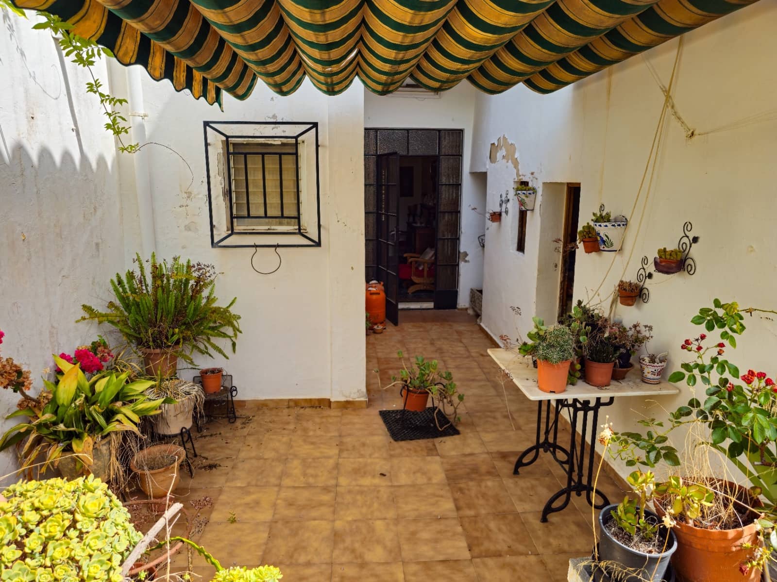 4 bedroom Townhouse for sale in Sagra - € 184,500 (Ref: 9989824)