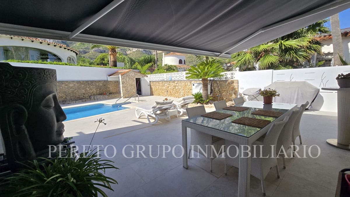 3 soveværelse Villa til salg i Denia med swimmingpool garage - € 679.000 (Ref: 9989957)