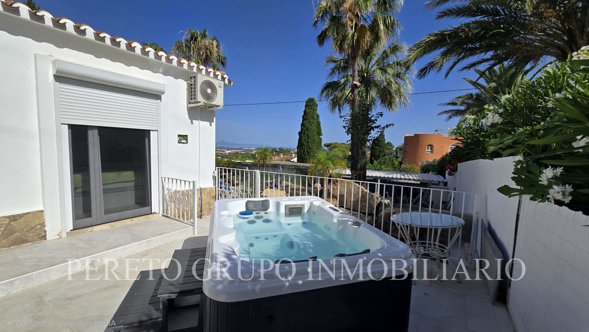 3 soveværelse Villa til salg i Denia med swimmingpool garage - € 679.000 (Ref: 9989957)