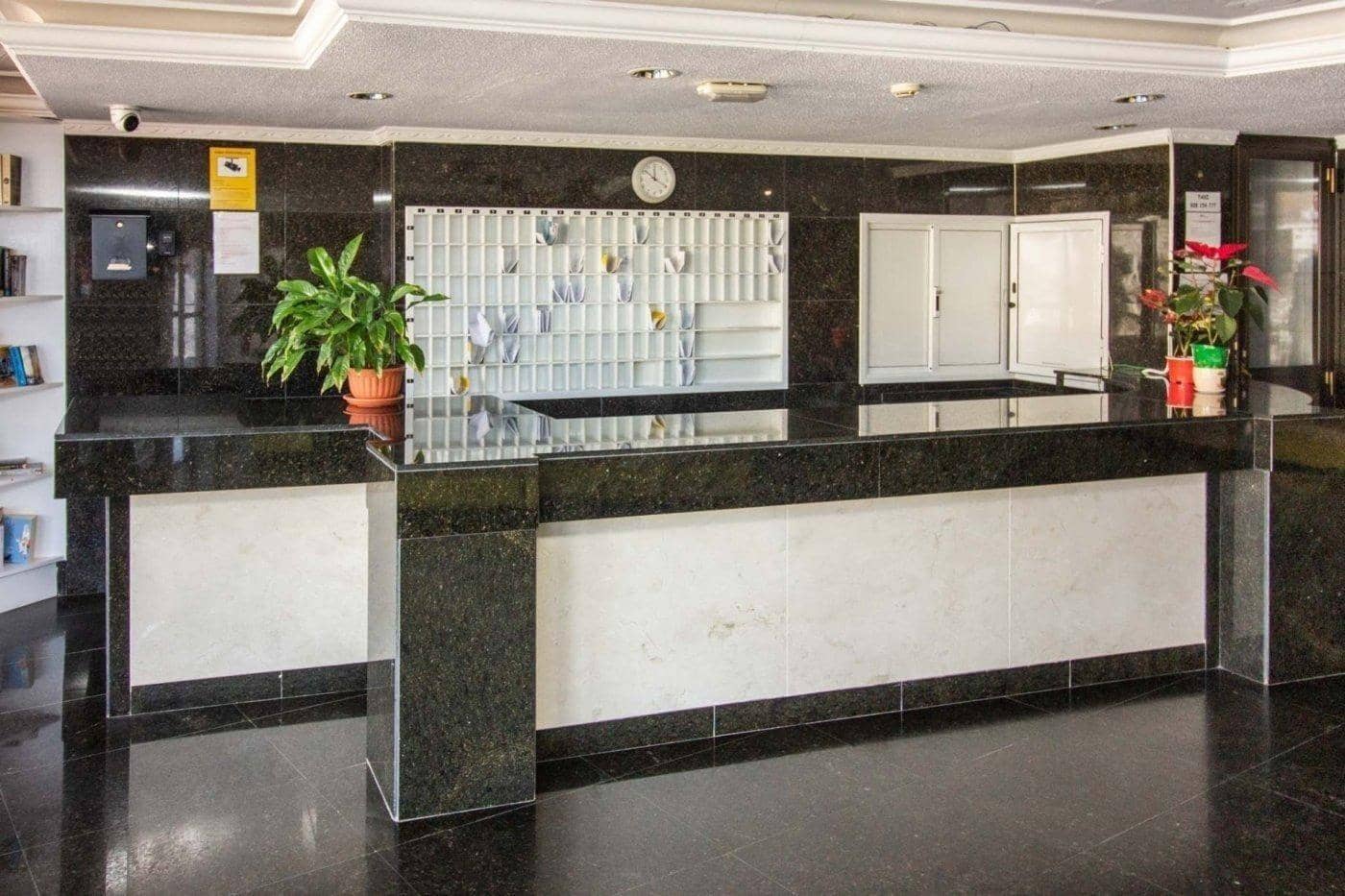 1 slaapkamer Appartement te koop in Puerto Rico met zwembad - € 220.000 (Ref: 10089691)