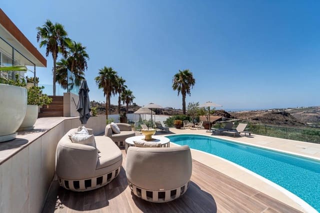 3 bedroom Villa for sale in San Bartolomé de Tirajana with pool garage - € 1,200,000 (Ref: 10100425)