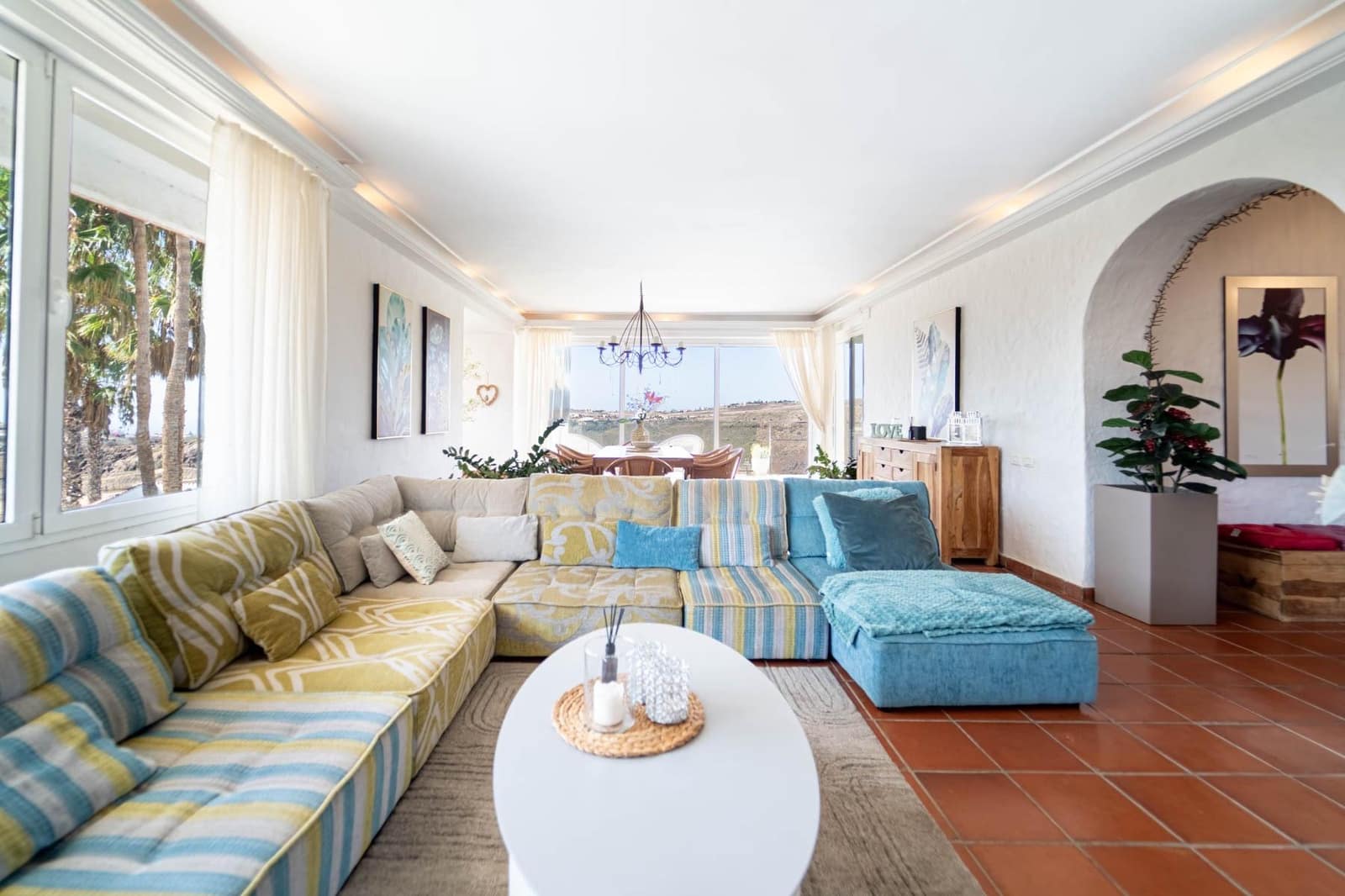 3 bedroom Villa for sale in San Bartolome de Tirajana with pool garage - € 1,200,000 (Ref: 10100425)