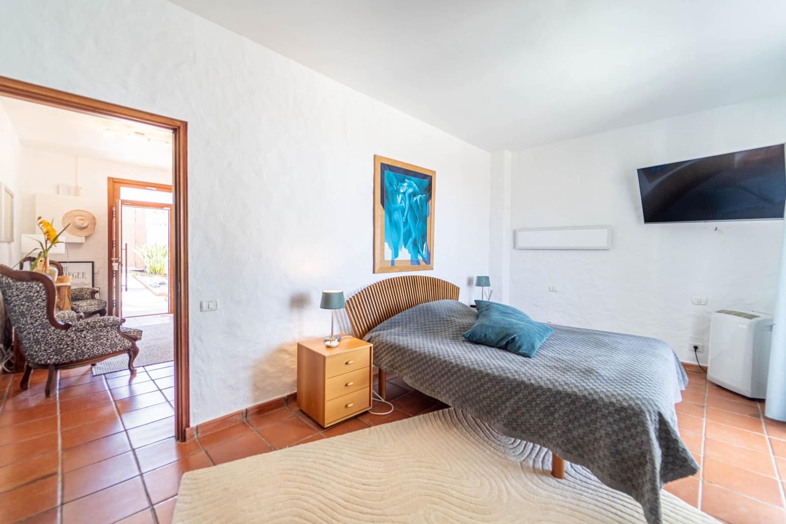 3 bedroom Villa for sale in San Bartolome de Tirajana with pool garage - € 1,200,000 (Ref: 10100425)