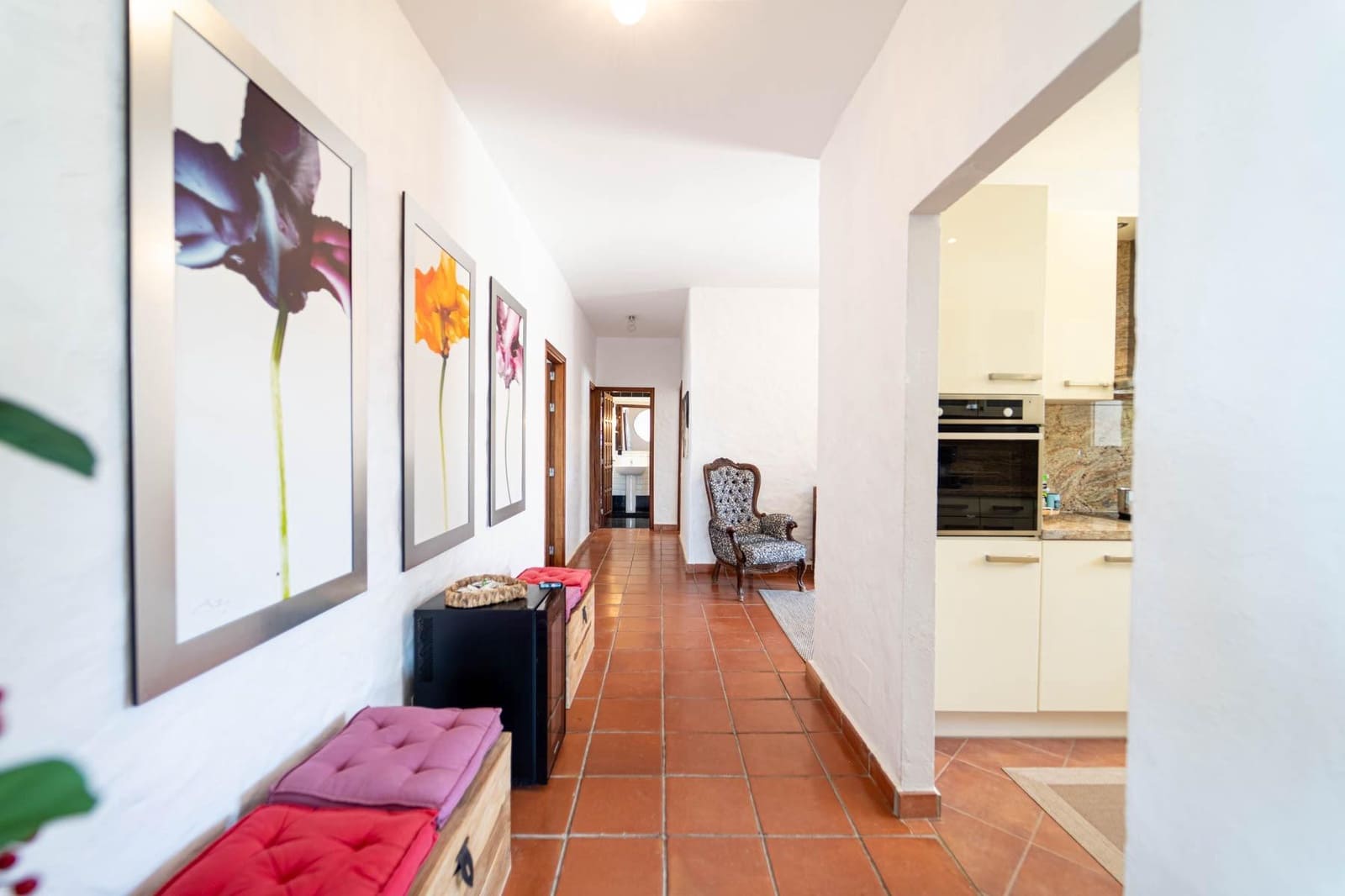 3 bedroom Villa for sale in San Bartolome de Tirajana with pool garage - € 1,200,000 (Ref: 10100425)