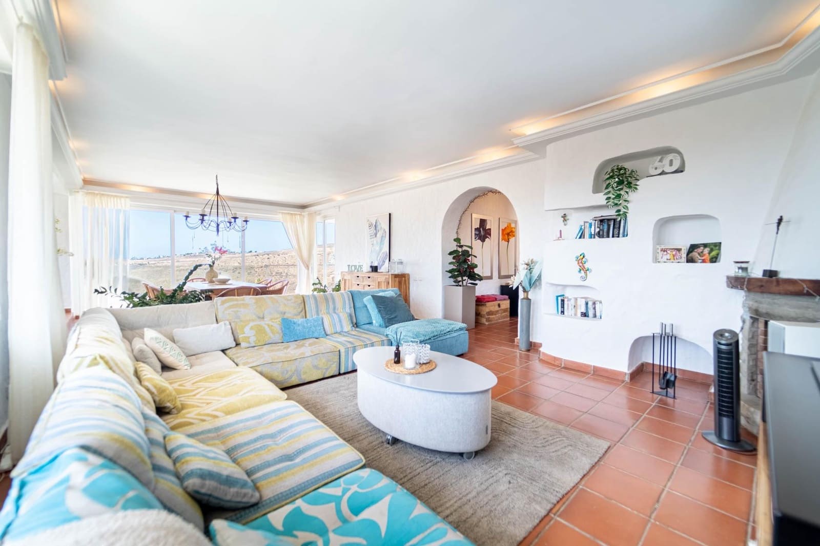 3 bedroom Villa for sale in San Bartolome de Tirajana with pool garage - € 1,200,000 (Ref: 10100425)
