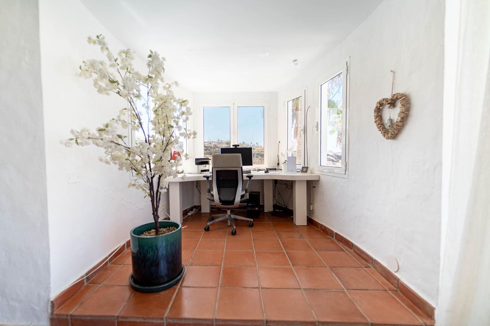 3 bedroom Villa for sale in San Bartolome de Tirajana with pool garage - € 1,200,000 (Ref: 10100425)