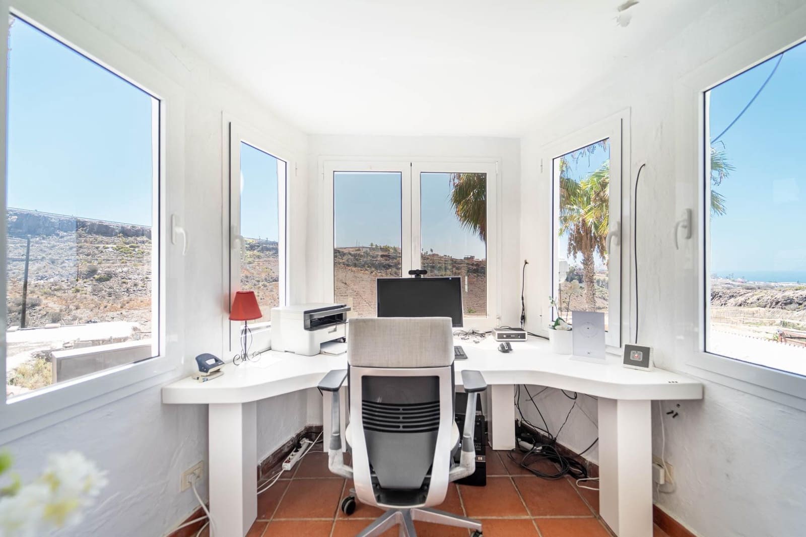 3 bedroom Villa for sale in San Bartolome de Tirajana with pool garage - € 1,200,000 (Ref: 10100425)