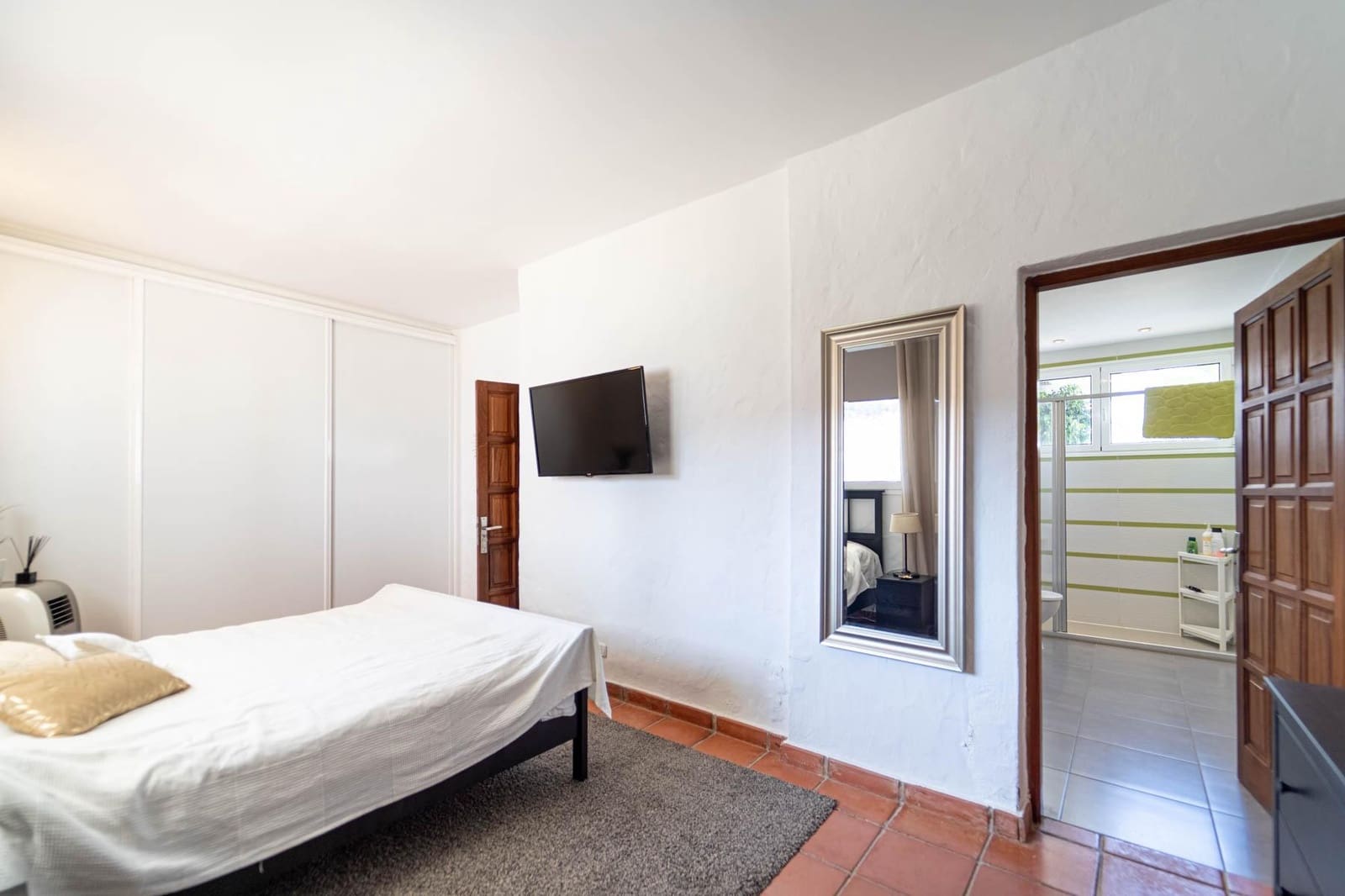 3 bedroom Villa for sale in San Bartolome de Tirajana with pool garage - € 1,200,000 (Ref: 10100425)