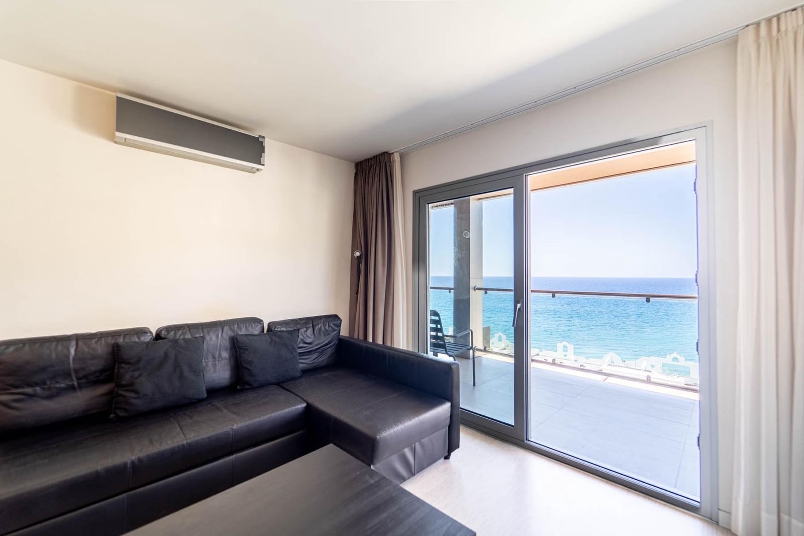 2 makuuhuone Huoneisto myytävänä paikassa Playa del Cura mukana uima-altaan - 425 000 € (Ref: 10109671)
