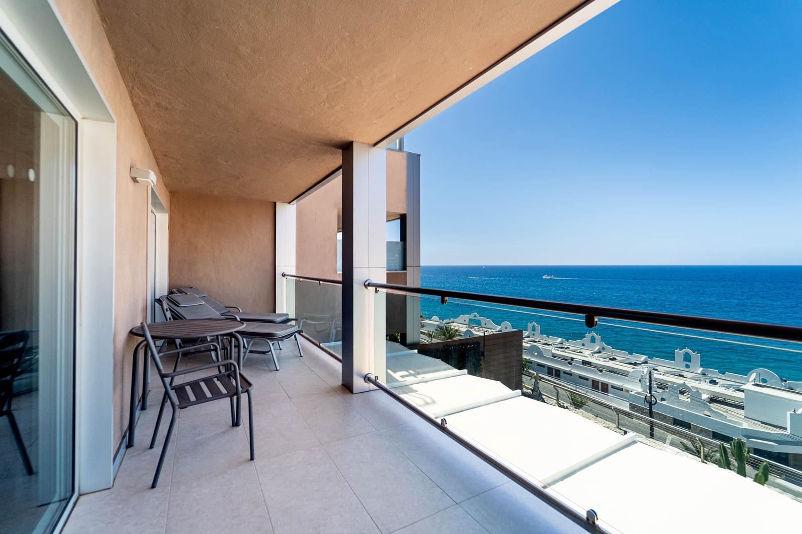 2 makuuhuone Huoneisto myytävänä paikassa Playa del Cura mukana uima-altaan - 425 000 € (Ref: 10109671)