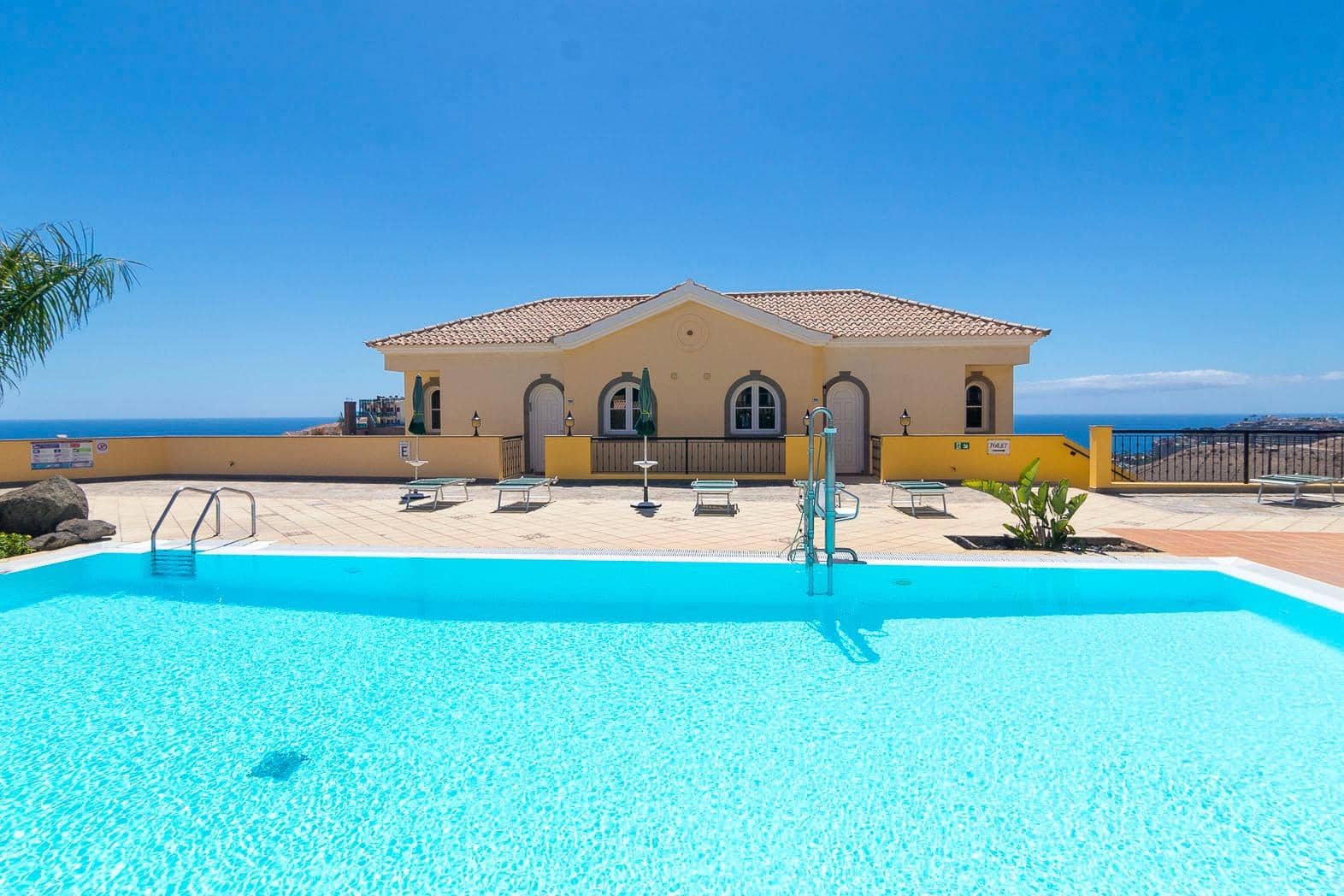 1 bedroom Apartment for sale in Patalavaca with pool - € 359,000 (Ref: 10129430)
