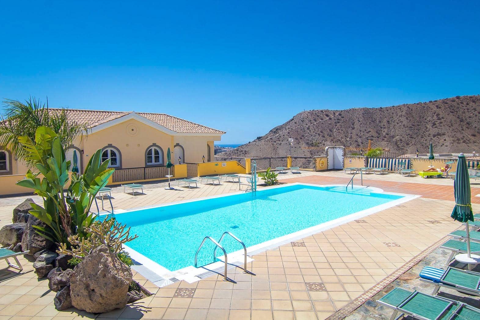 1 bedroom Apartment for sale in Patalavaca with pool - € 359,000 (Ref: 10129430)