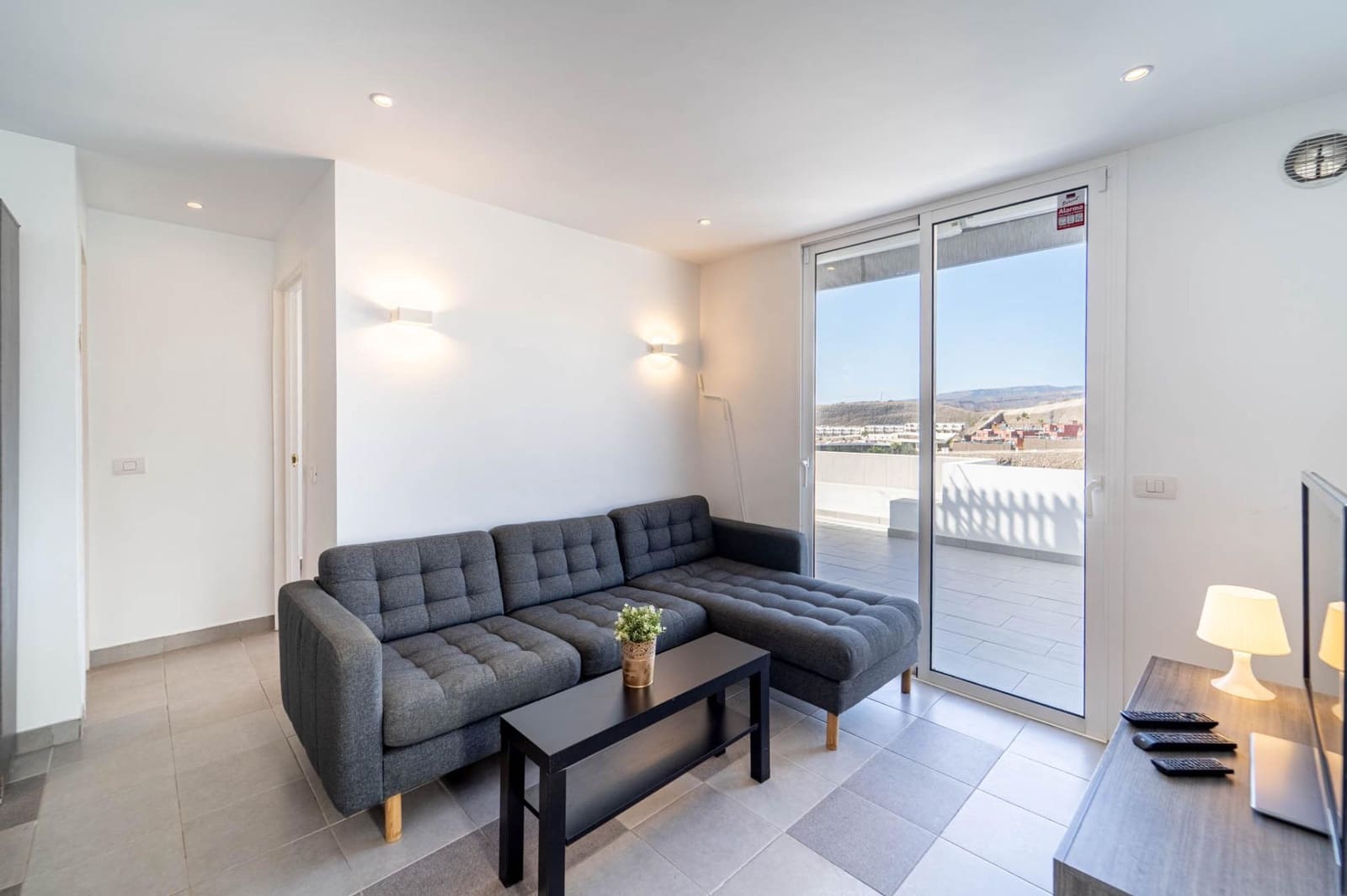 3 quarto Apartamento para venda em Puerto Rico com piscina - 245 000 € (Ref: 10131891)