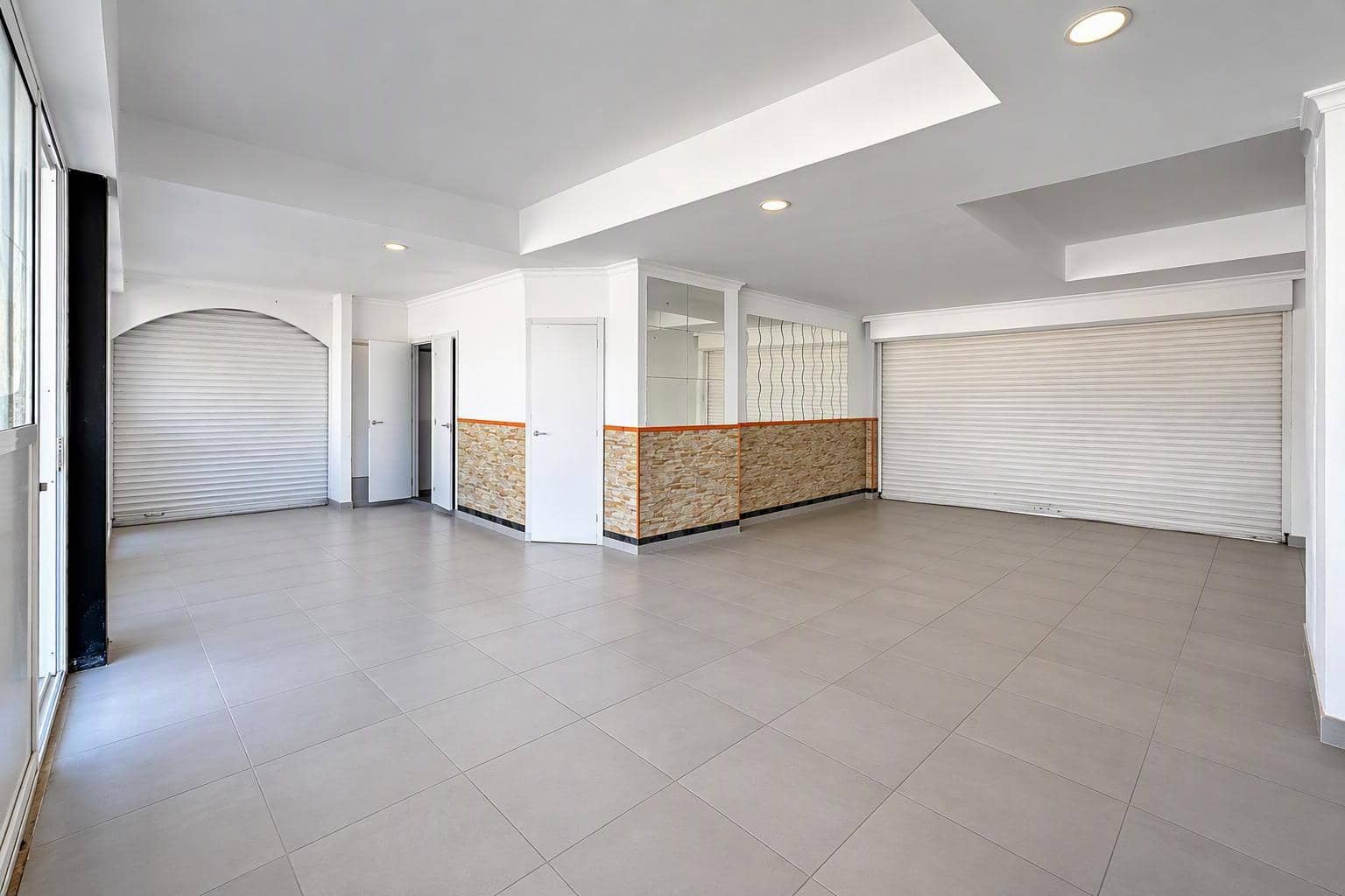 Commercial for sale in Puerto Rico - € 150,000 (Ref: 10165021)