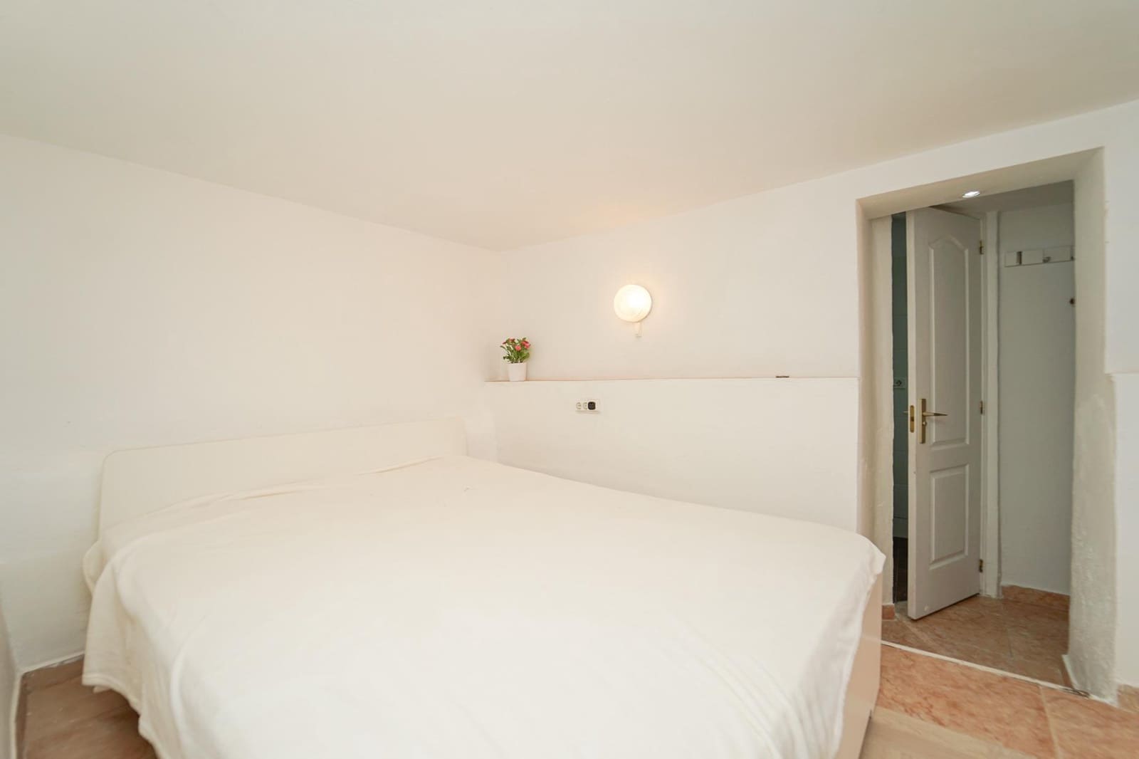 1 soveværelse Lejlighed til salg i Amadores med swimmingpool - € 215.000 (Ref: 8557379)