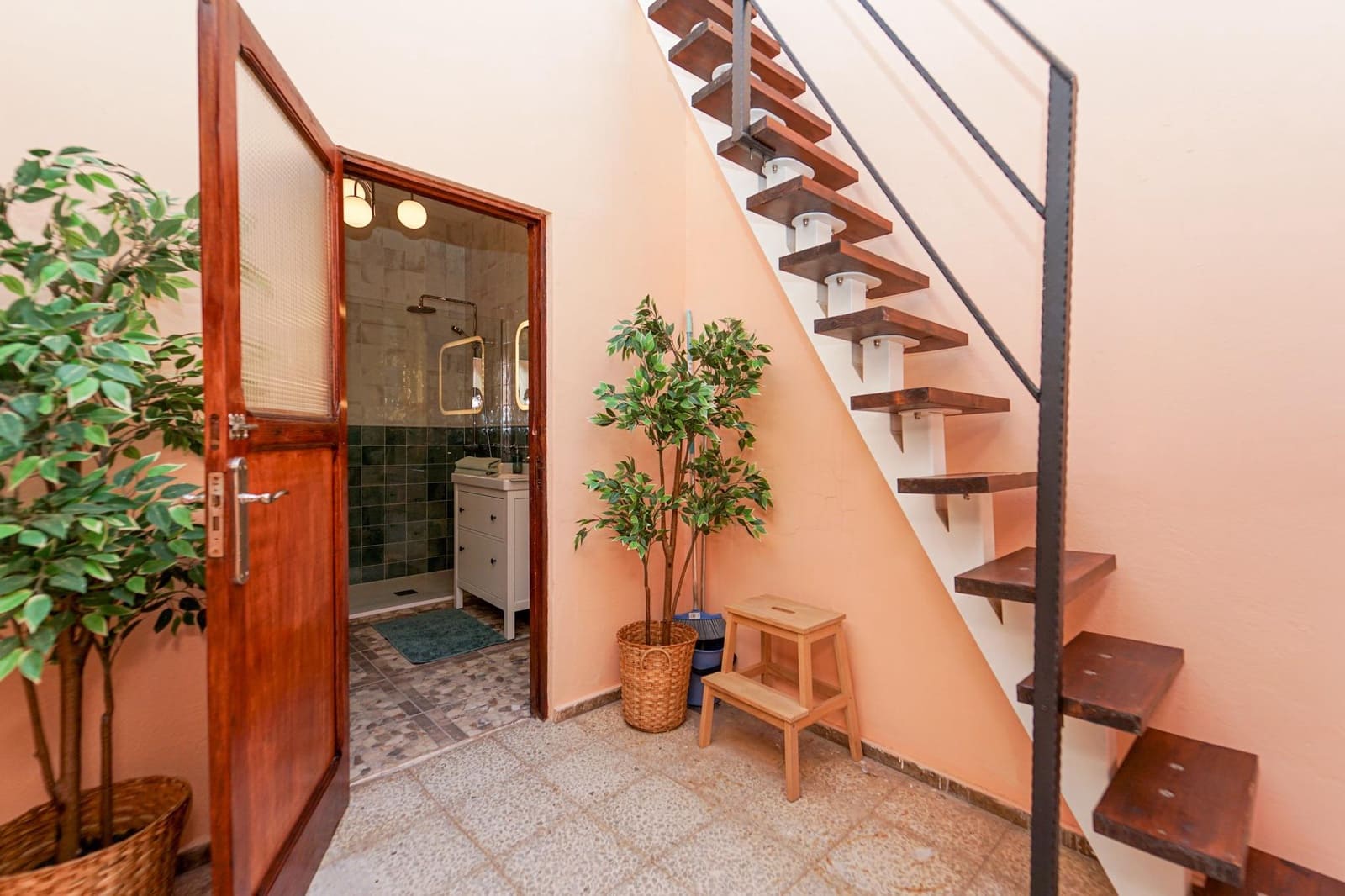 2 slaapkamer Huis te koop in Mogan - € 395.000 (Ref: 8610719)