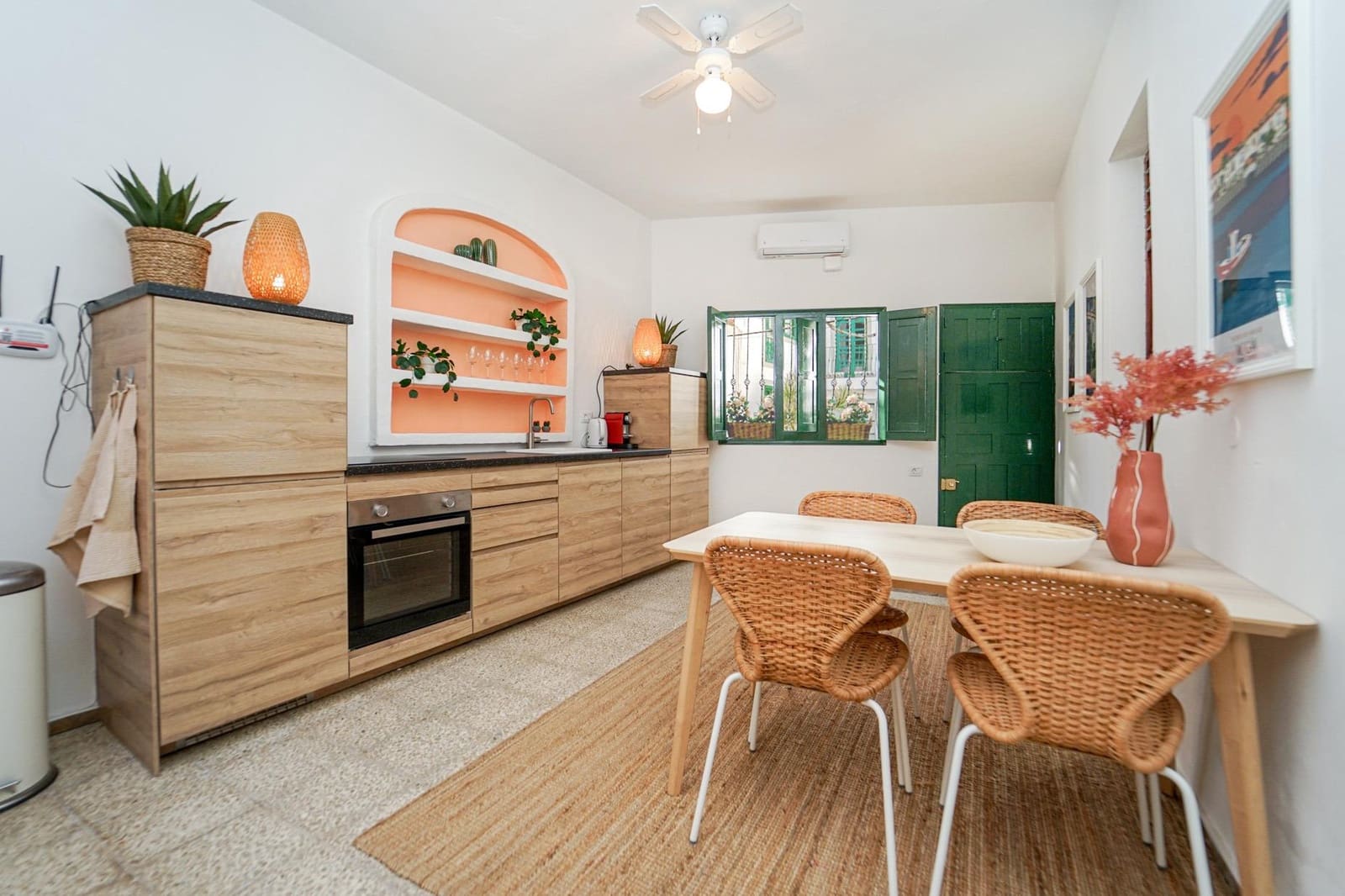 2 slaapkamer Huis te koop in Mogan - € 395.000 (Ref: 8610719)