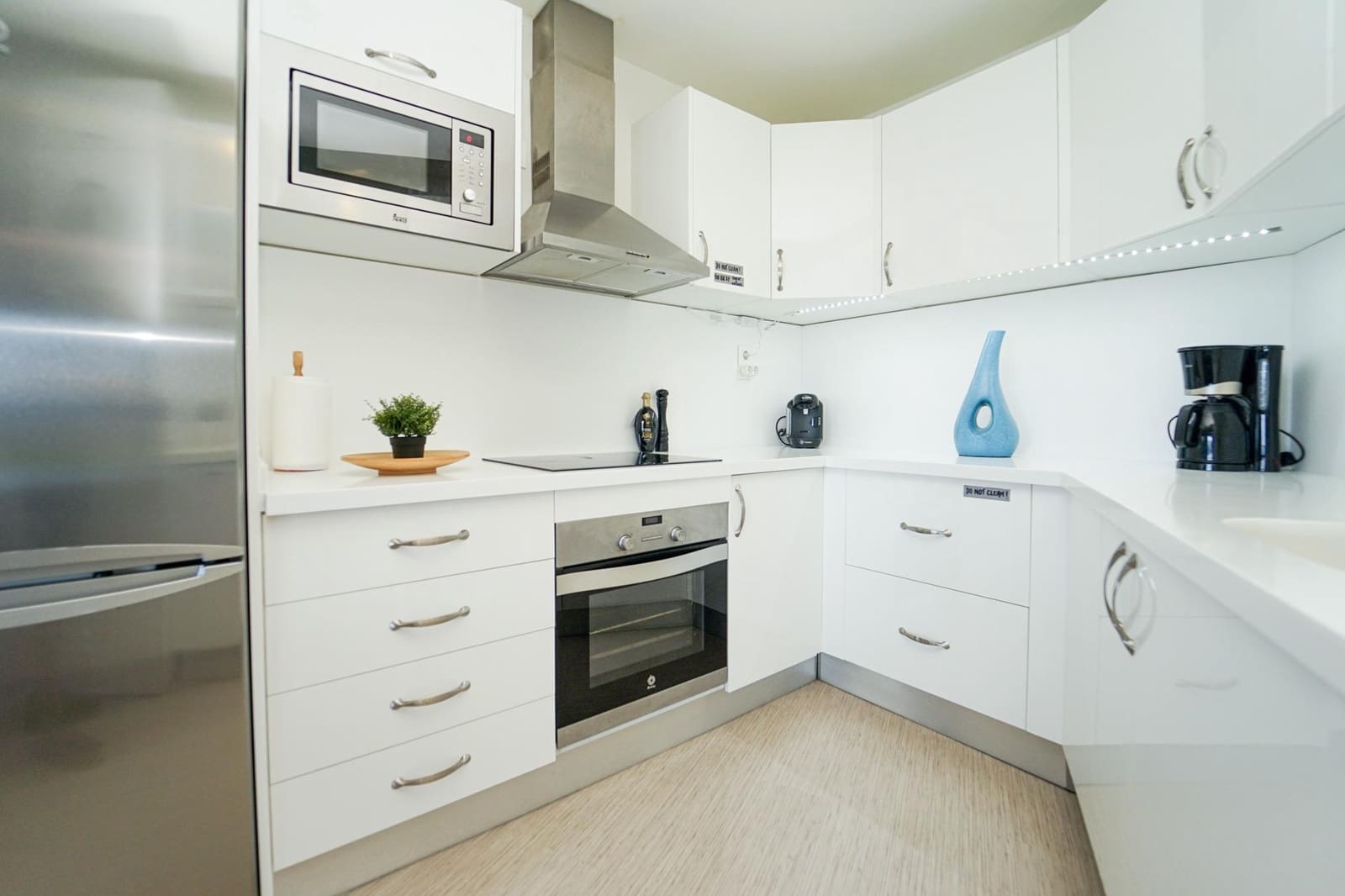 2 soveværelse Lejlighed til salg i Playa del Cura med swimmingpool - € 545.000 (Ref: 8825140)