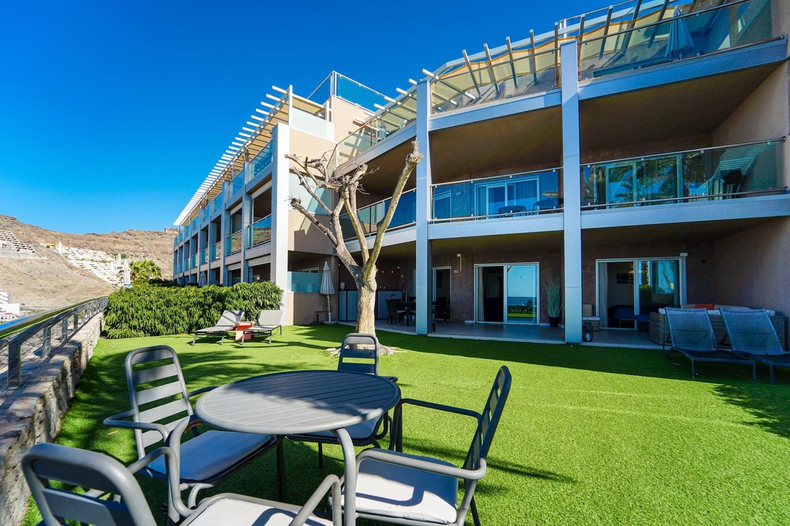 2 soveværelse Lejlighed til salg i Playa del Cura med swimmingpool - € 545.000 (Ref: 8825140)