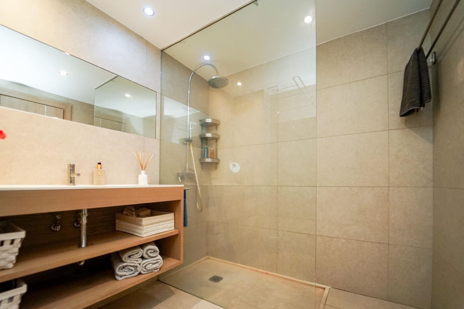 2 soveværelse Lejlighed til salg i Playa del Cura med swimmingpool - € 545.000 (Ref: 8825140)