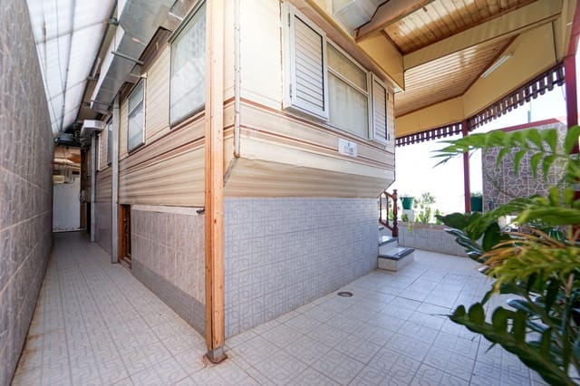 4 bedroom Finca/Country House for sale in San Bartolomé de Tirajana with pool garage - € 248,000 (Ref: 9036907)