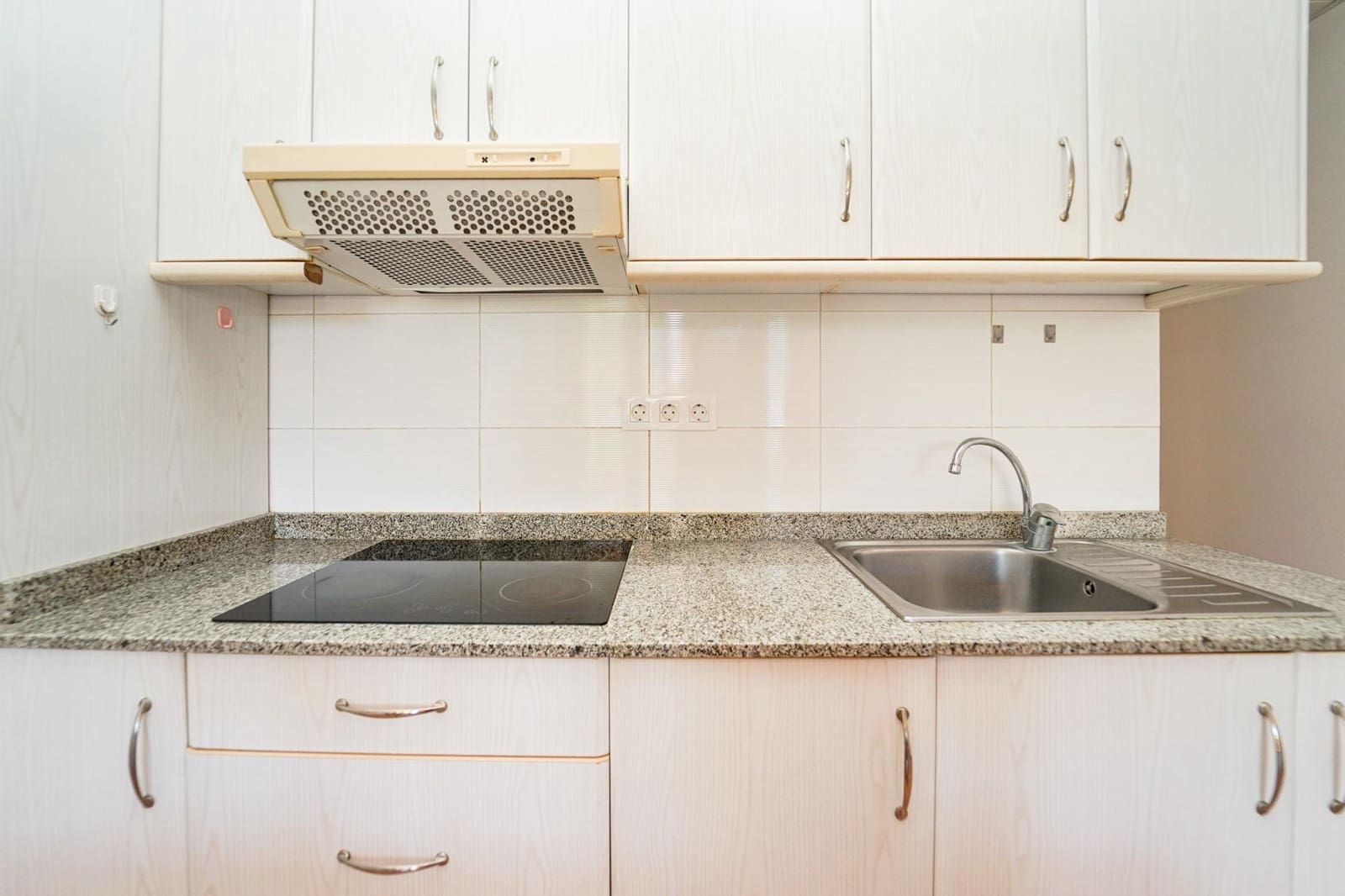 2 slaapkamer Appartement te koop in Arguineguin met garage - € 295.000 (Ref: 9128154)