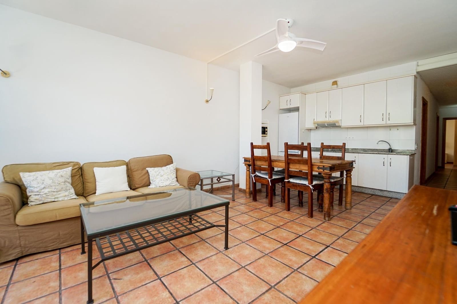 2 slaapkamer Appartement te koop in Arguineguin met garage - € 295.000 (Ref: 9128154)