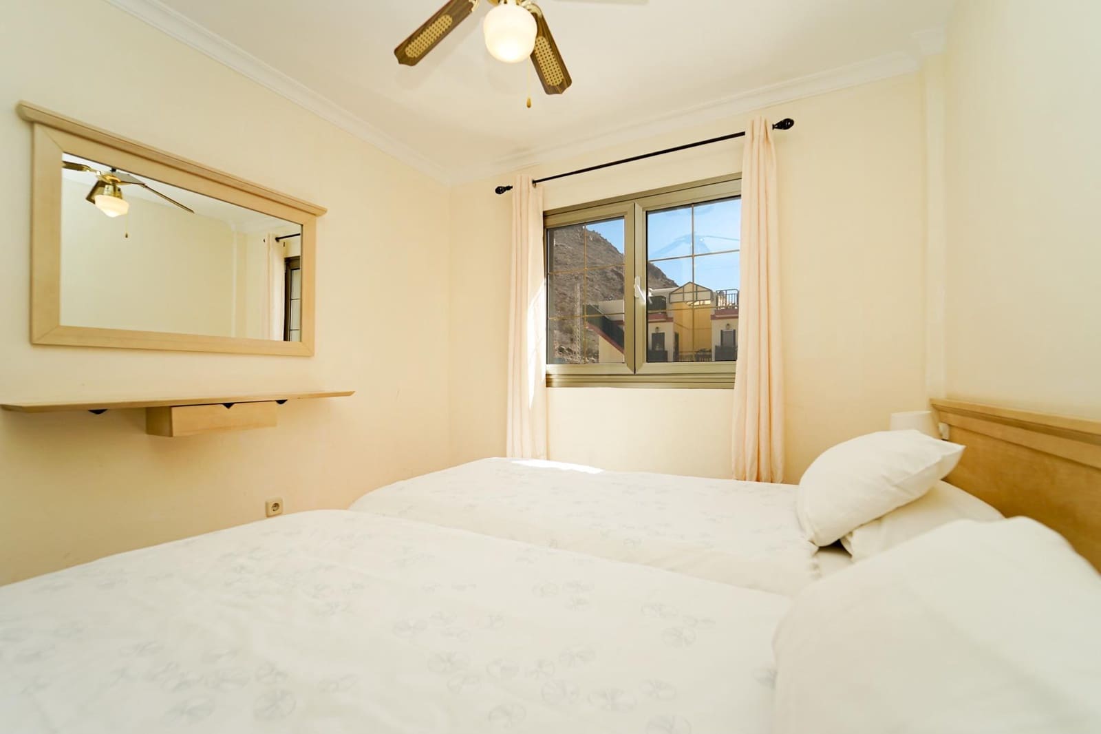 2 soveværelse Lejlighed til salg i Mogan med swimmingpool - € 320.000 (Ref: 9228797)