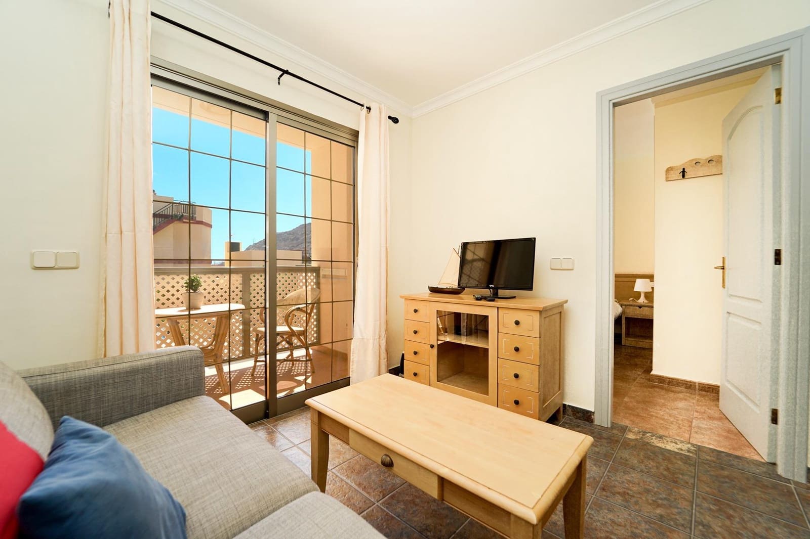 2 soveværelse Lejlighed til salg i Mogan med swimmingpool - € 320.000 (Ref: 9228797)