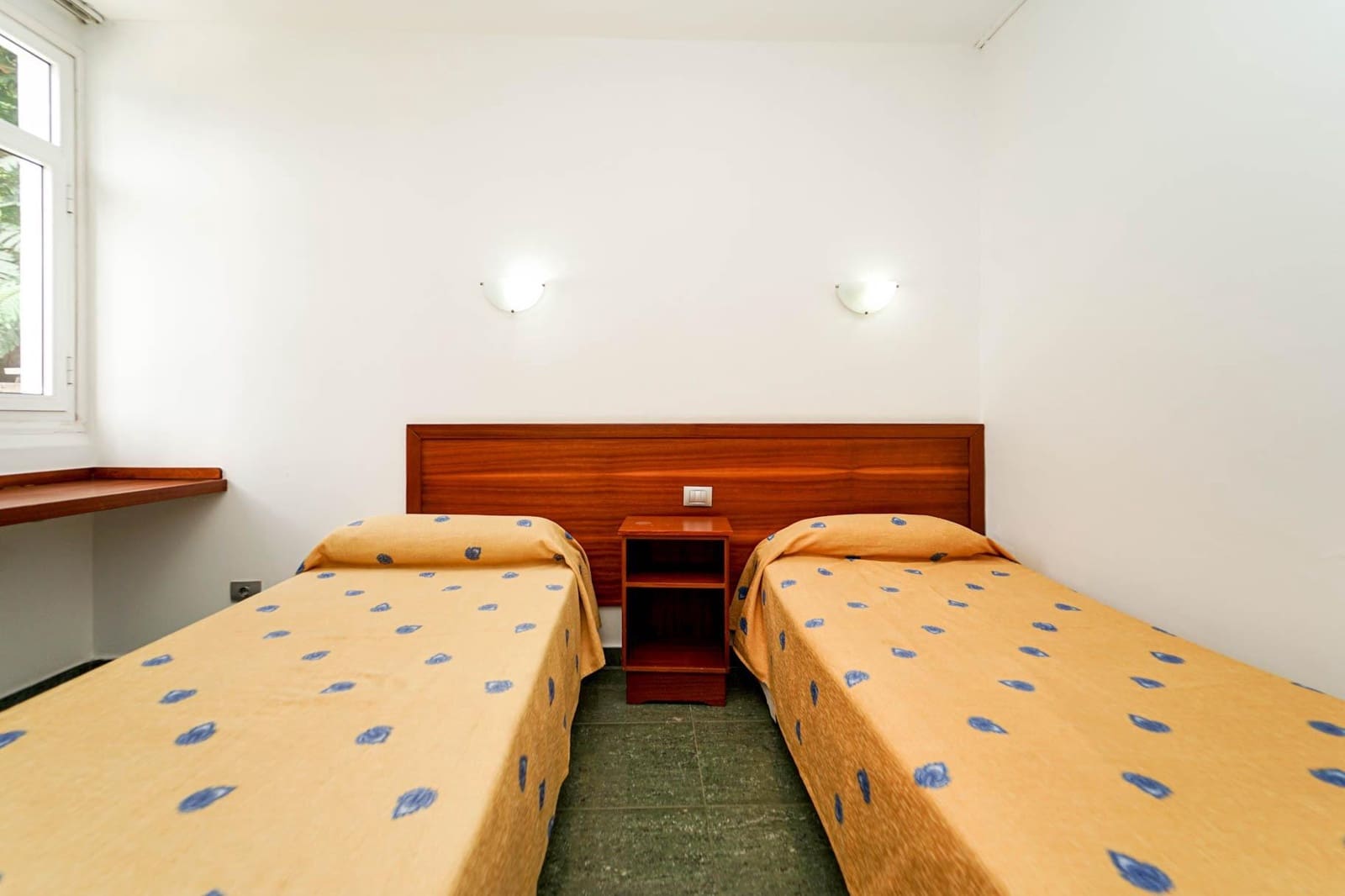 2 bedroom Apartment for sale in Puerto Rico with pool - € 175,000 (Ref: 9303400)