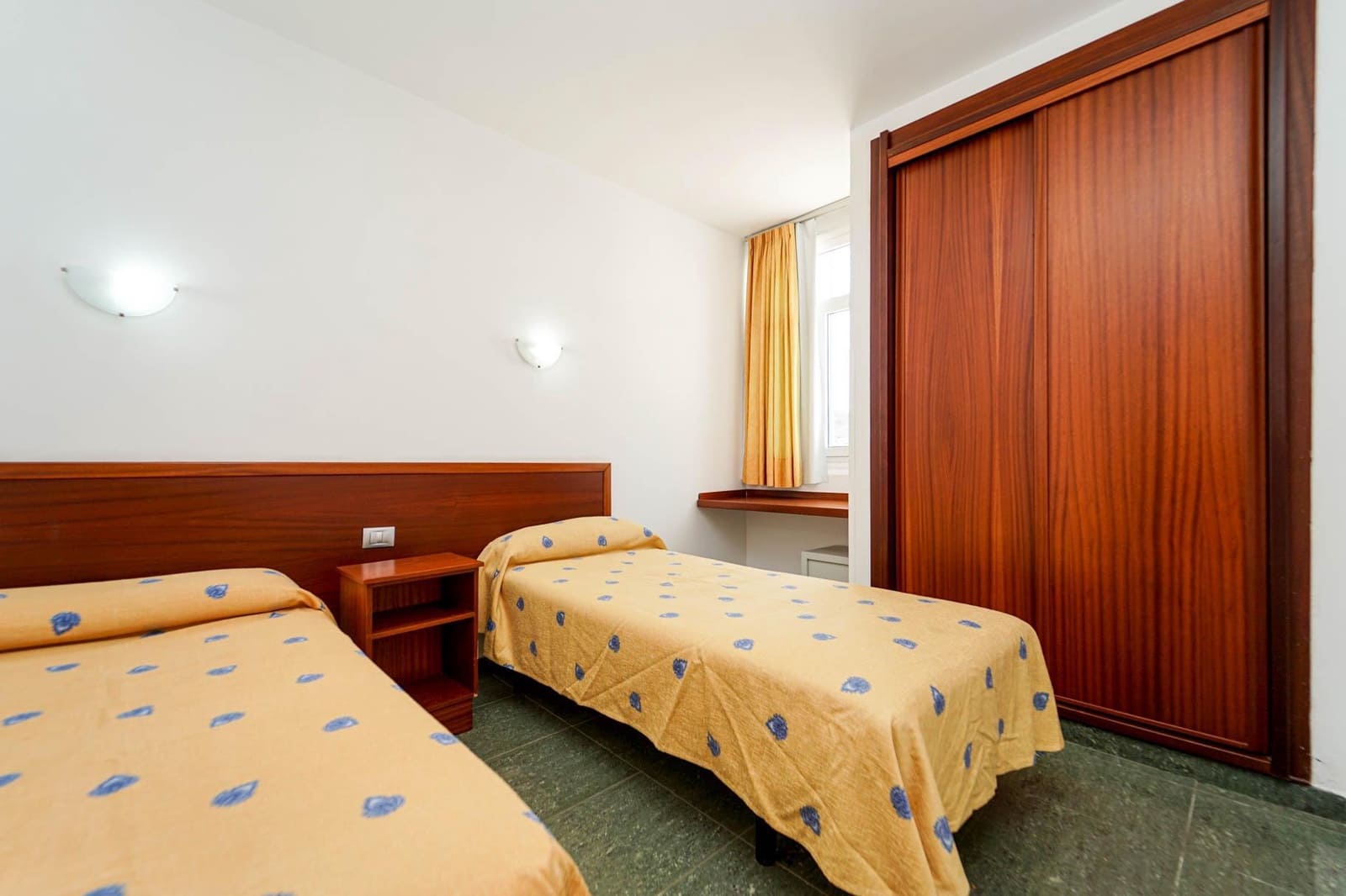 2 bedroom Apartment for sale in Puerto Rico with pool - € 175,000 (Ref: 9303400)