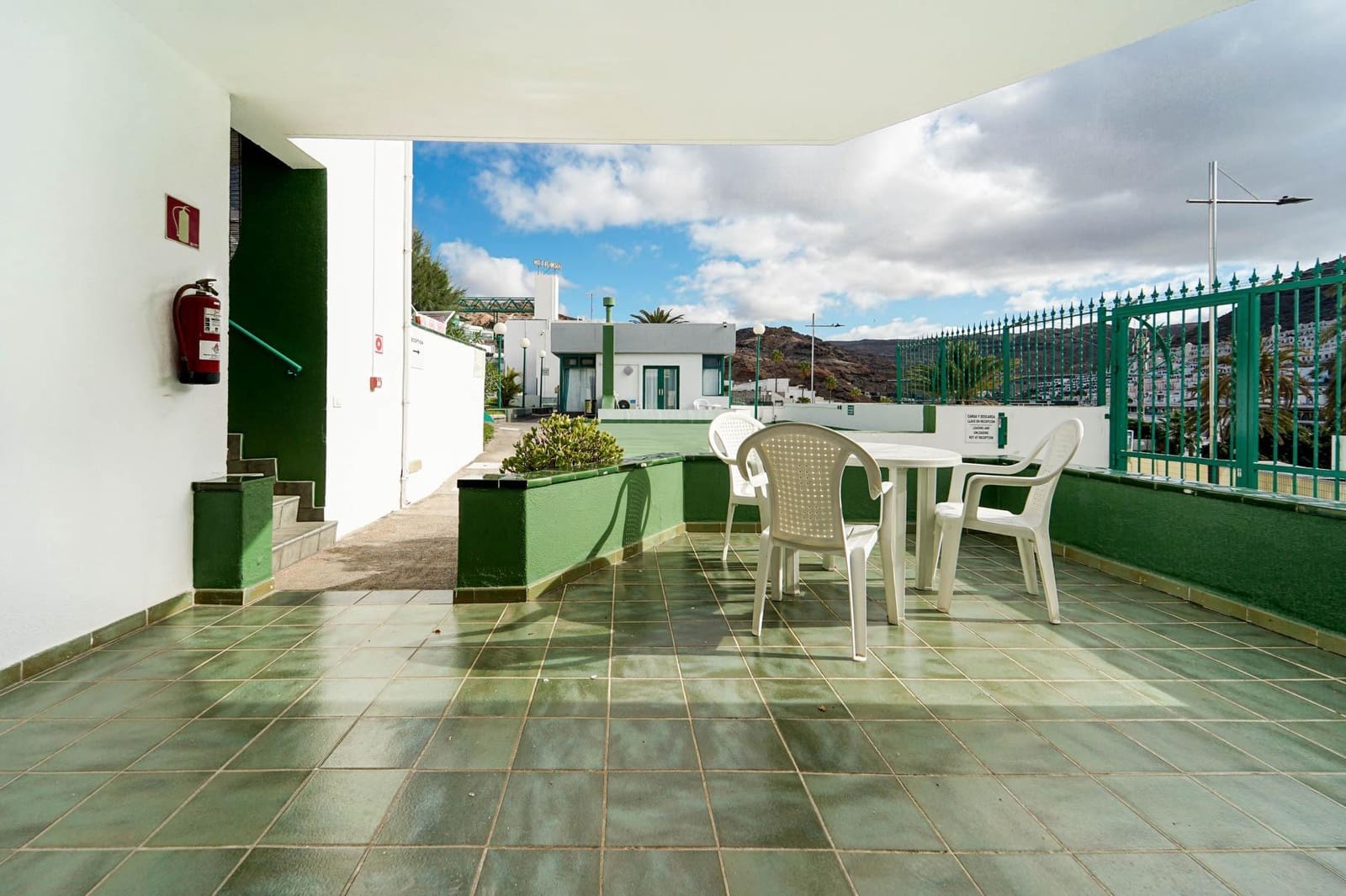 2 bedroom Apartment for sale in Puerto Rico with pool - € 175,000 (Ref: 9303400)