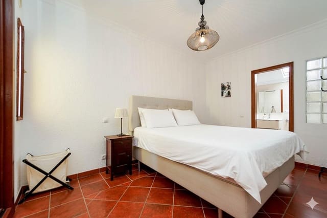 3 quarto Moradia em Banda para venda em San Bartolomé de Tirajana com piscina - 950 000 € (Ref: 9330550)