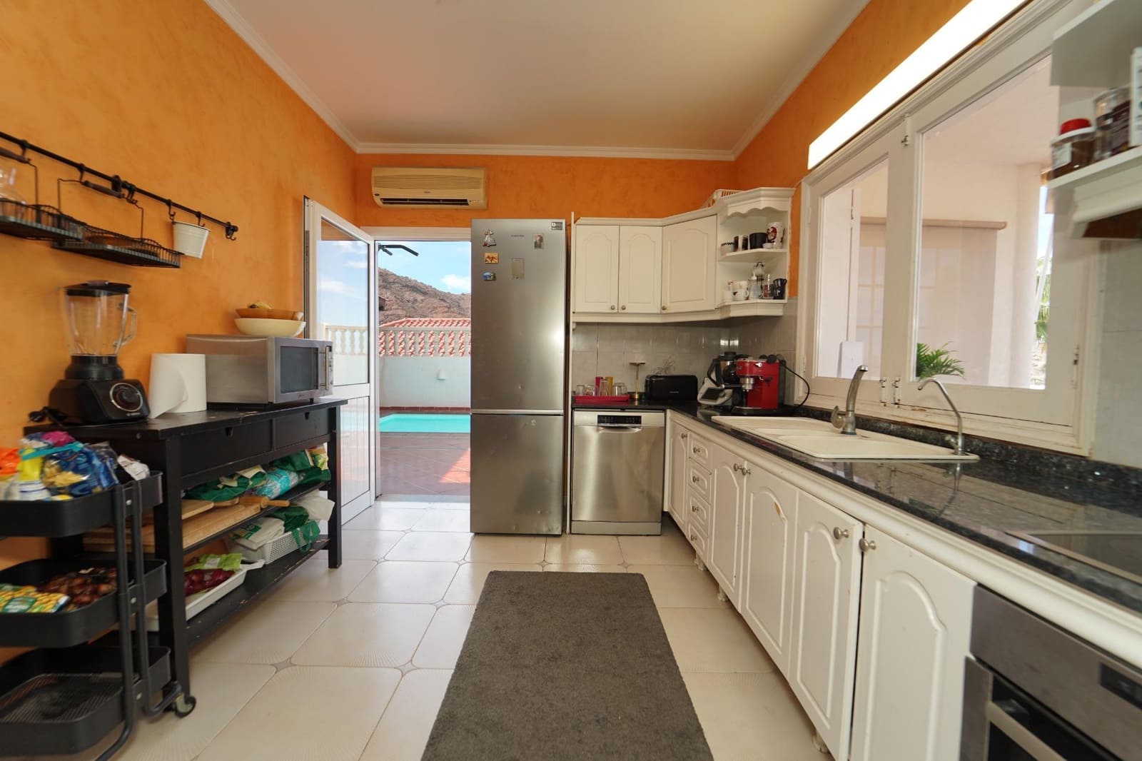 5 soveværelse Villa til salg i Mogan med swimmingpool garage - € 795.000 (Ref: 9334793)