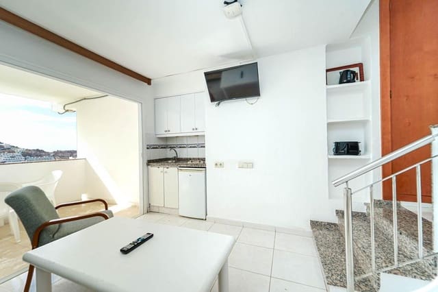 Lägenhet till salu i Puerto Rico, Mogán med pool - 105 000 € (Ref: 9353548)