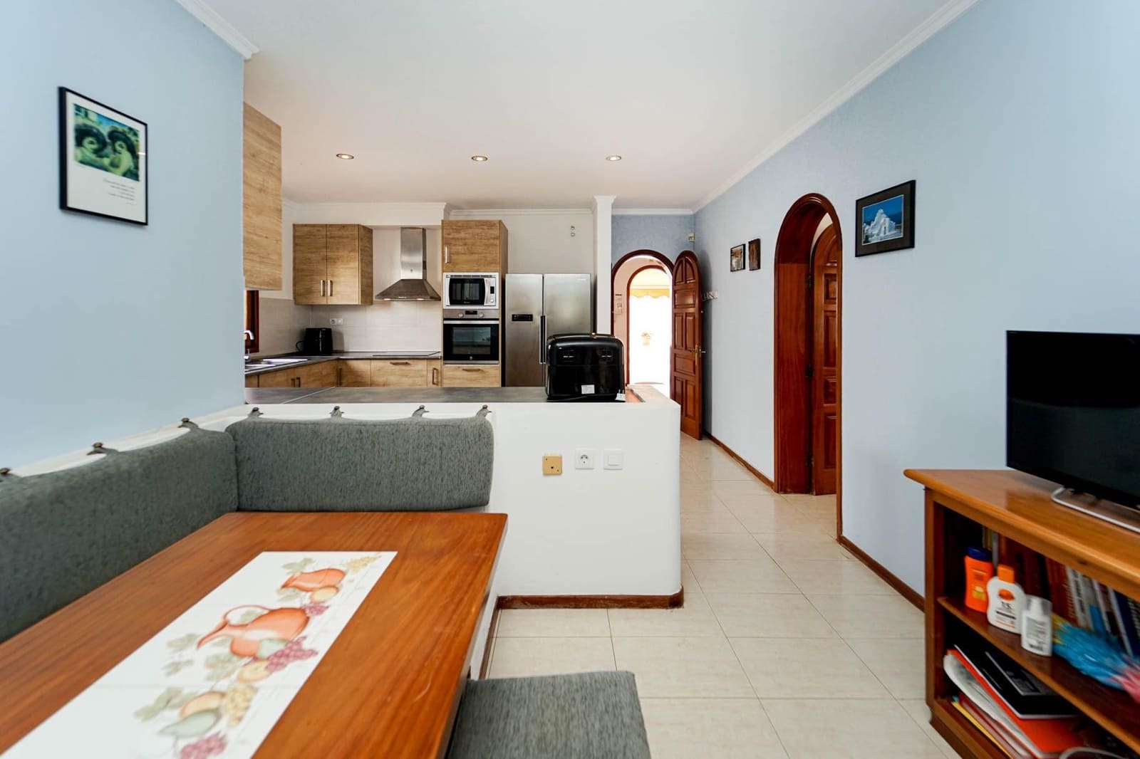 6 soveværelse Villa til salg i Sonneland med swimmingpool garage - € 995.000 (Ref: 9375257)