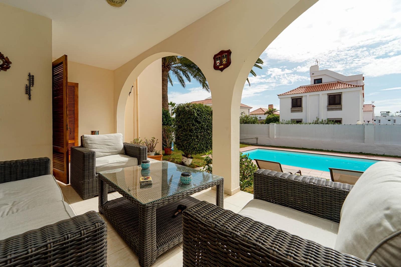 6 soveværelse Villa til salg i Sonneland med swimmingpool garage - € 995.000 (Ref: 9375257)