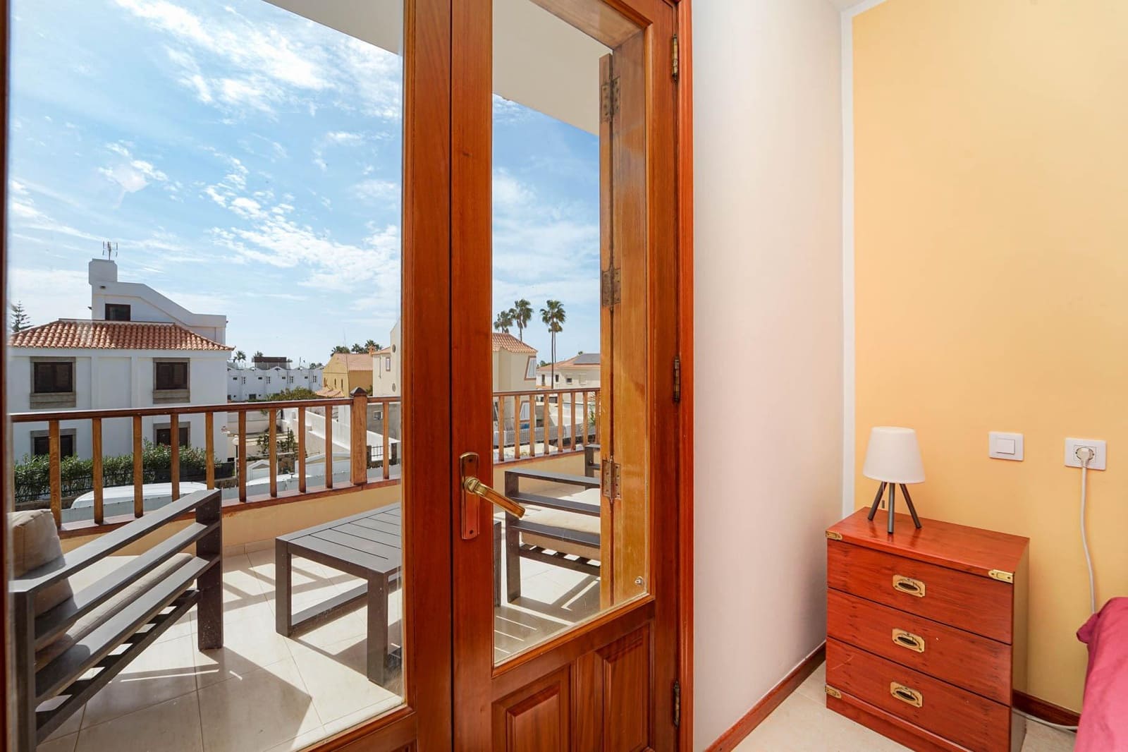 6 soveværelse Villa til salg i Sonneland med swimmingpool garage - € 995.000 (Ref: 9375257)