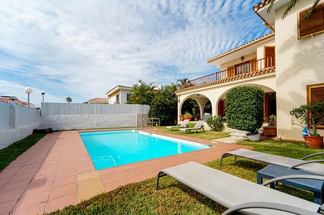 6 soverom Villa til salgs i Sonneland, San Bartolomé de Tirajana med svømmebasseng garasje - € 995 000 (Ref: 9375257)