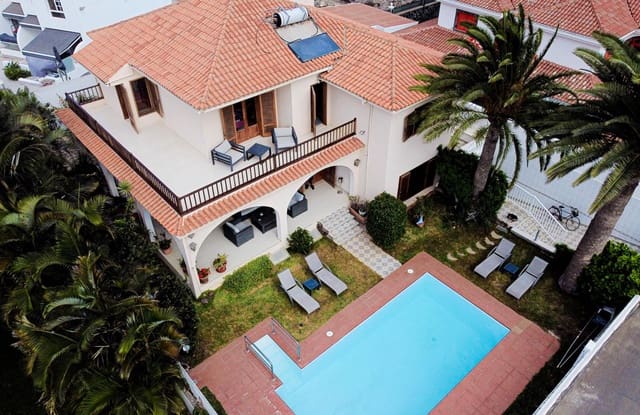 6 soverom Villa til salgs i Sonneland, San Bartolomé de Tirajana med svømmebasseng garasje - € 995 000 (Ref: 9375257)