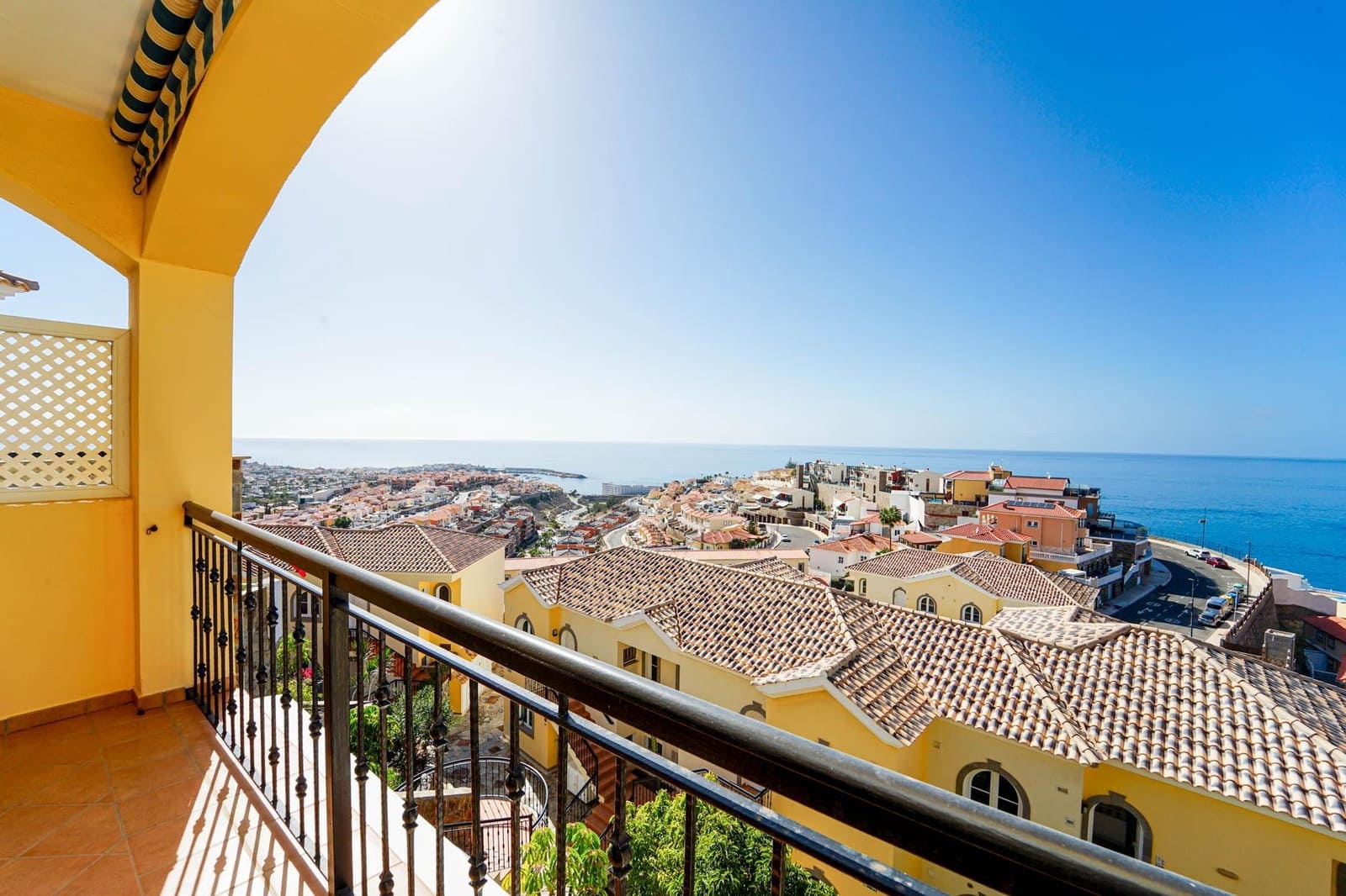 1 bedroom Apartment for sale in Mogan with garage - € 360,000 (Ref: 9427125)