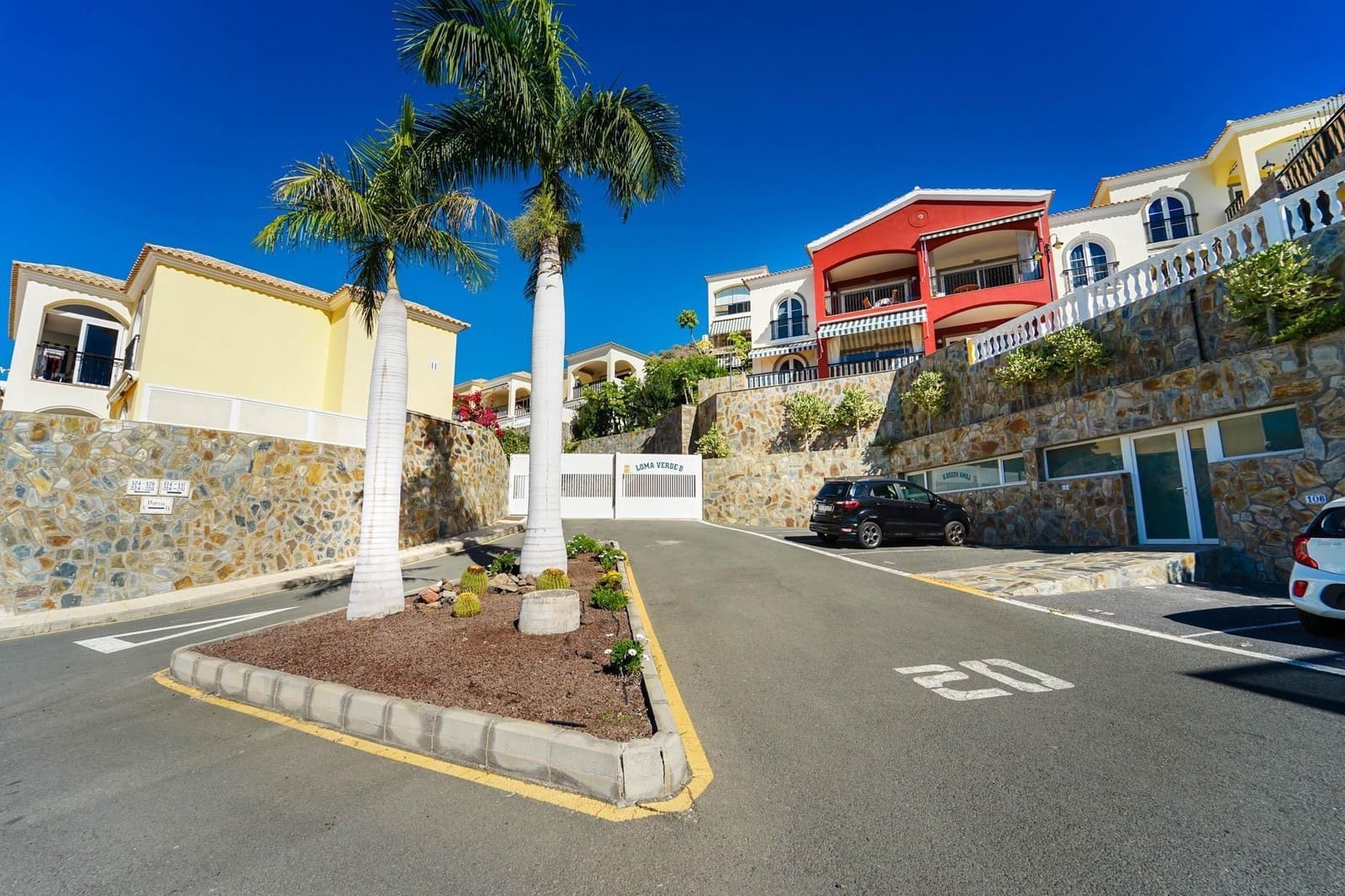 1 bedroom Apartment for sale in Mogan with garage - € 360,000 (Ref: 9427125)