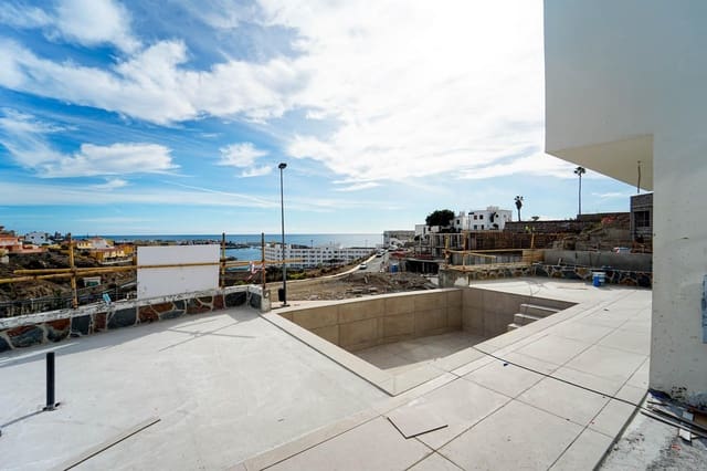 Pareado de 3 habitaciones en Mogán en venta con piscina garaje - 1.275.000 € (Ref: 9555639)