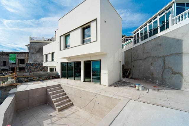 Pareado de 3 habitaciones en Mogán en venta con piscina garaje - 1.275.000 € (Ref: 9555639)