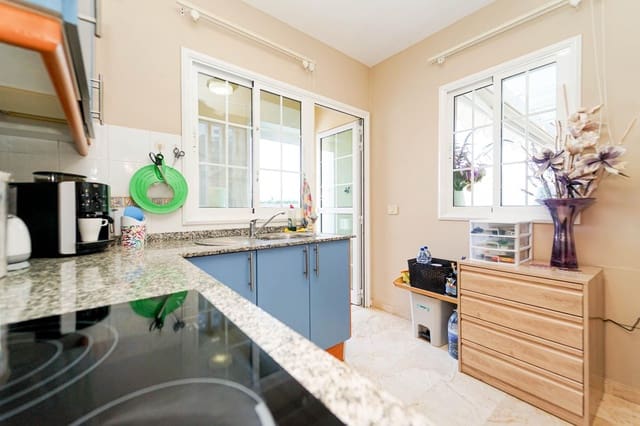 2 soverom Leilighet til salgs i Puerto Rico, Mogán med svømmebasseng - € 339 000 (Ref: 9571070)