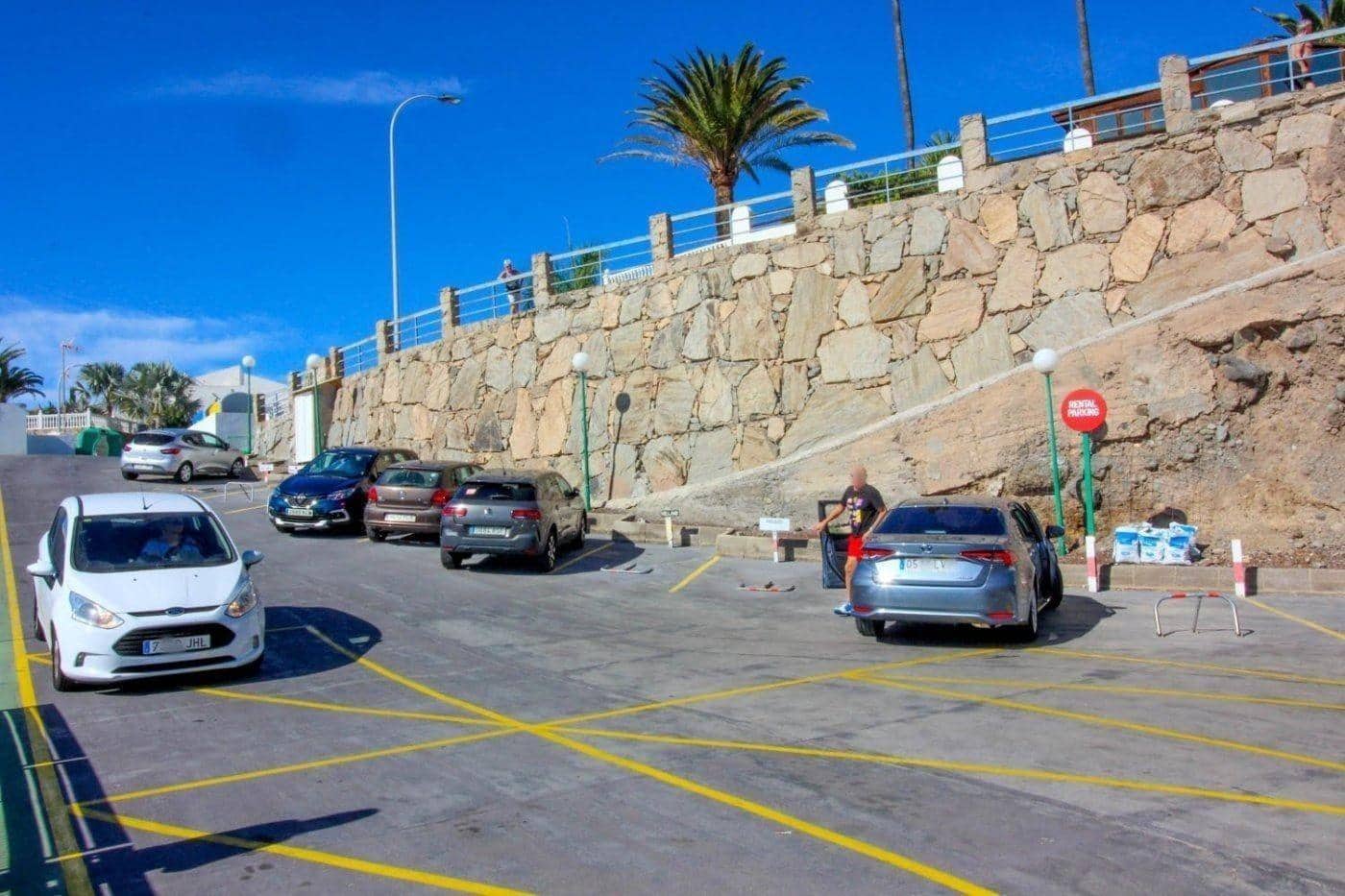 Garage for sale in Puerto Rico - € 15,000 (Ref: 9586365)