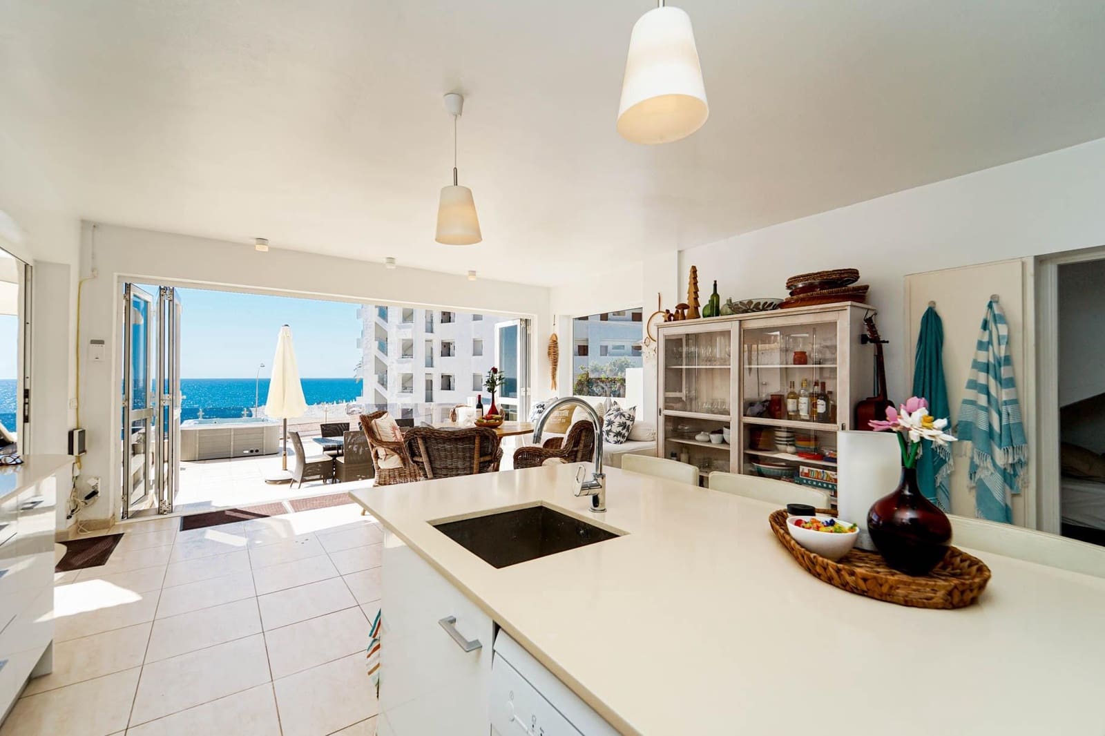 4 sovrum Lägenhet till salu i Mogan med pool - 795 000 € (Ref: 9629893)