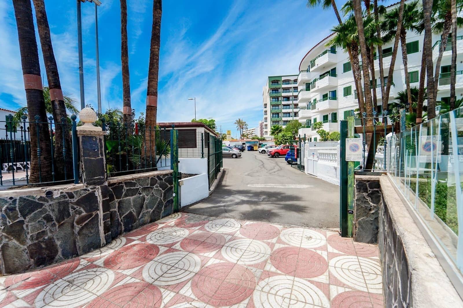 1 bedroom Apartment for sale in Playa del Ingles with pool - € 179,000 (Ref: 9690537)